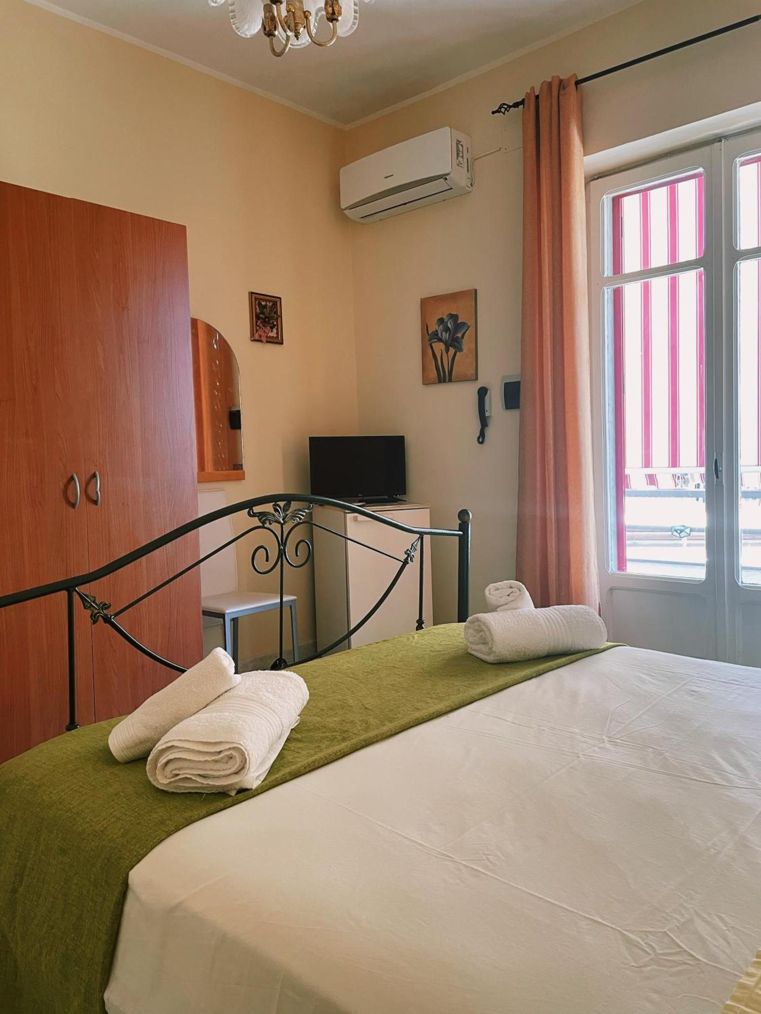 Bed and Breakfast Il Geraneo à Agropoli Extérieur photo
